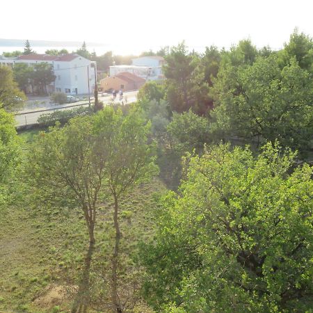 Apartmani Mm Starigrad Paklenica Exterior foto